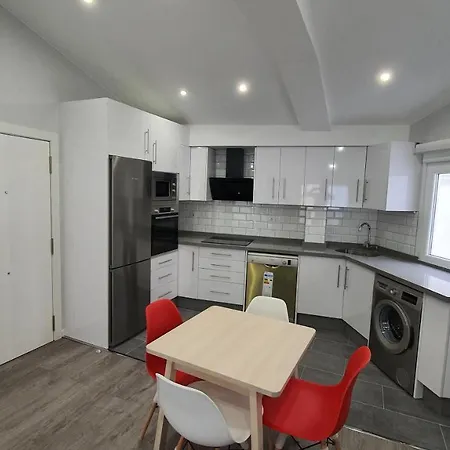 Atico Merced. Tranquilo Y Bien Situado Apartament *