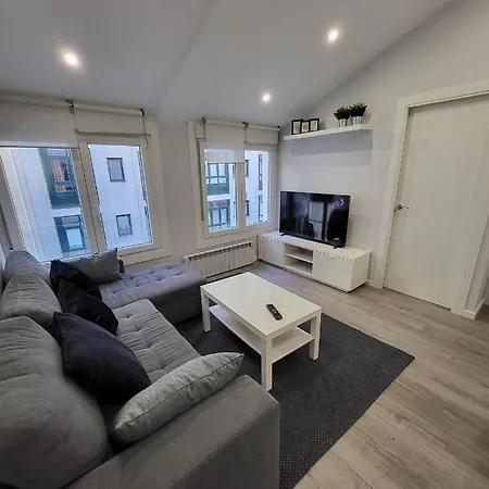Apartament Atico Merced. Tranquilo Y Bien Situado A Coruña