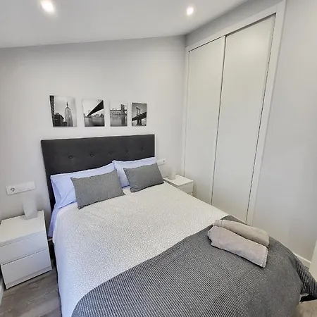 Atico Merced. Tranquilo Y Bien Situado * A Coruña