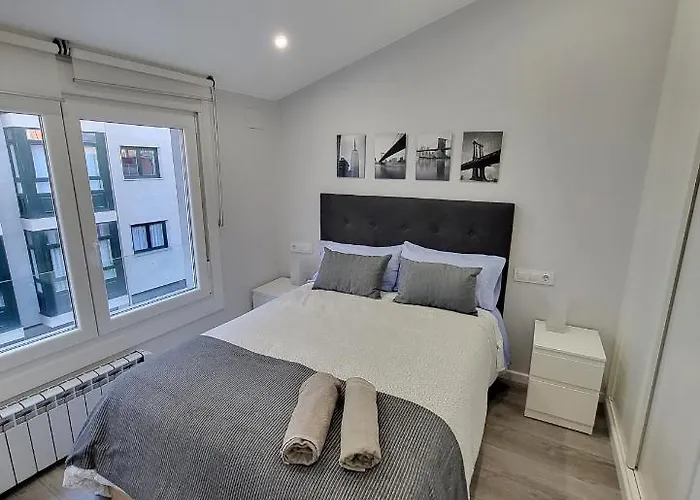 Atico Merced. Tranquilo Y Bien Situado Apartment *